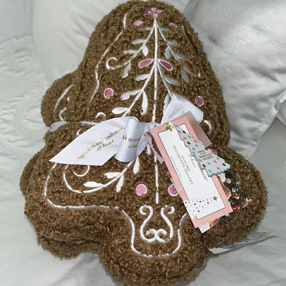 Cupcakes and Cashmere Gingerbread Pink and White Pillow Set of 3 viral